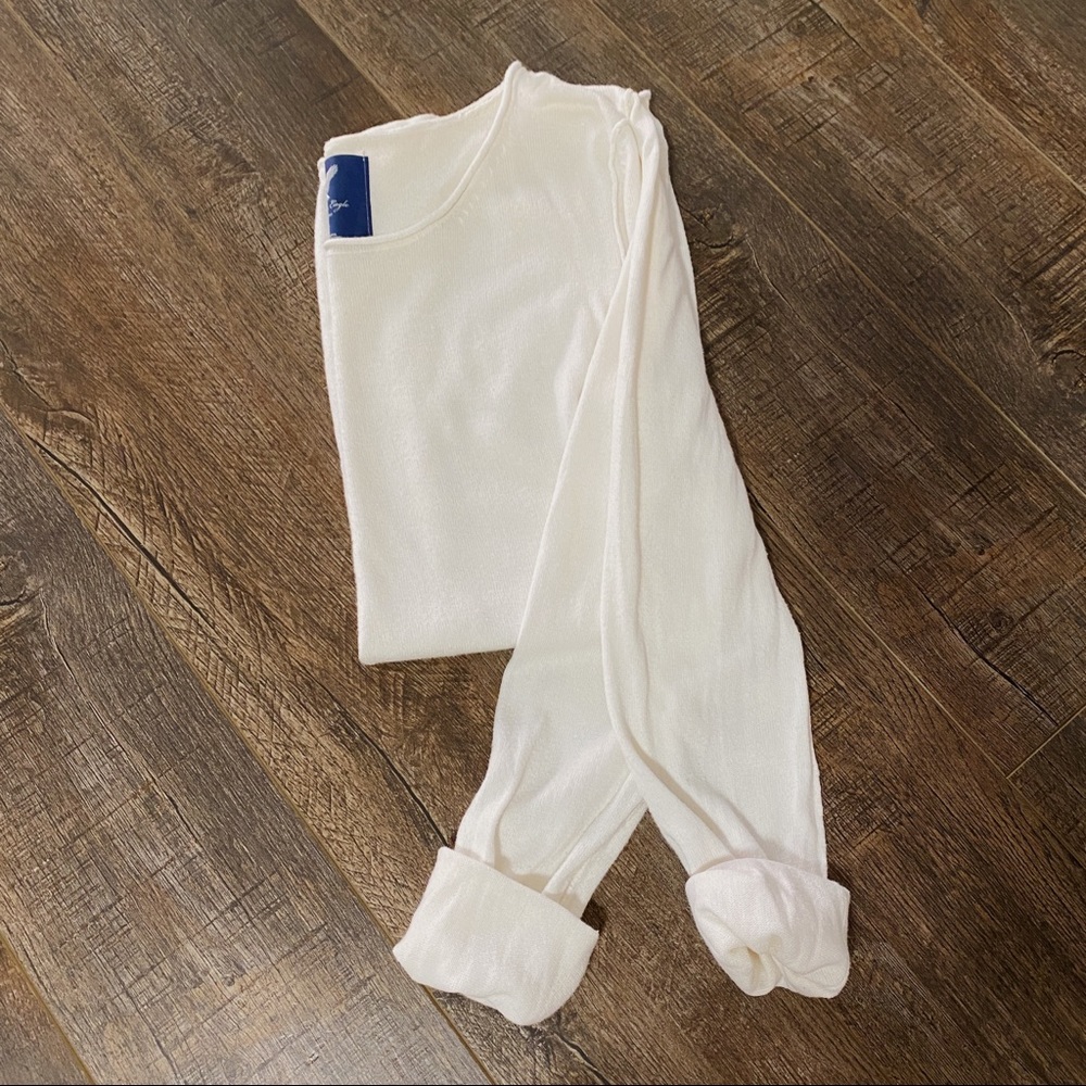 American Eagle White Long Sleeved Top Size Medium Womens Rolled Hemline